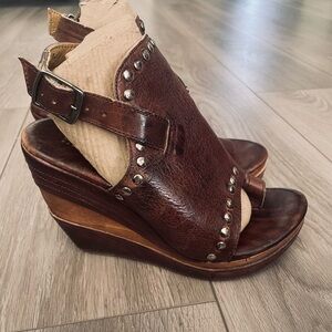 Bed Stu Joanne Sandals Brown Distressed Leather Platform Wedge Studs Boho 6